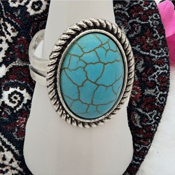 Boutique Jewelry - Oval Inlaid Turquoise Beaded Silver Ring Adjustable Boho Western Jewelry